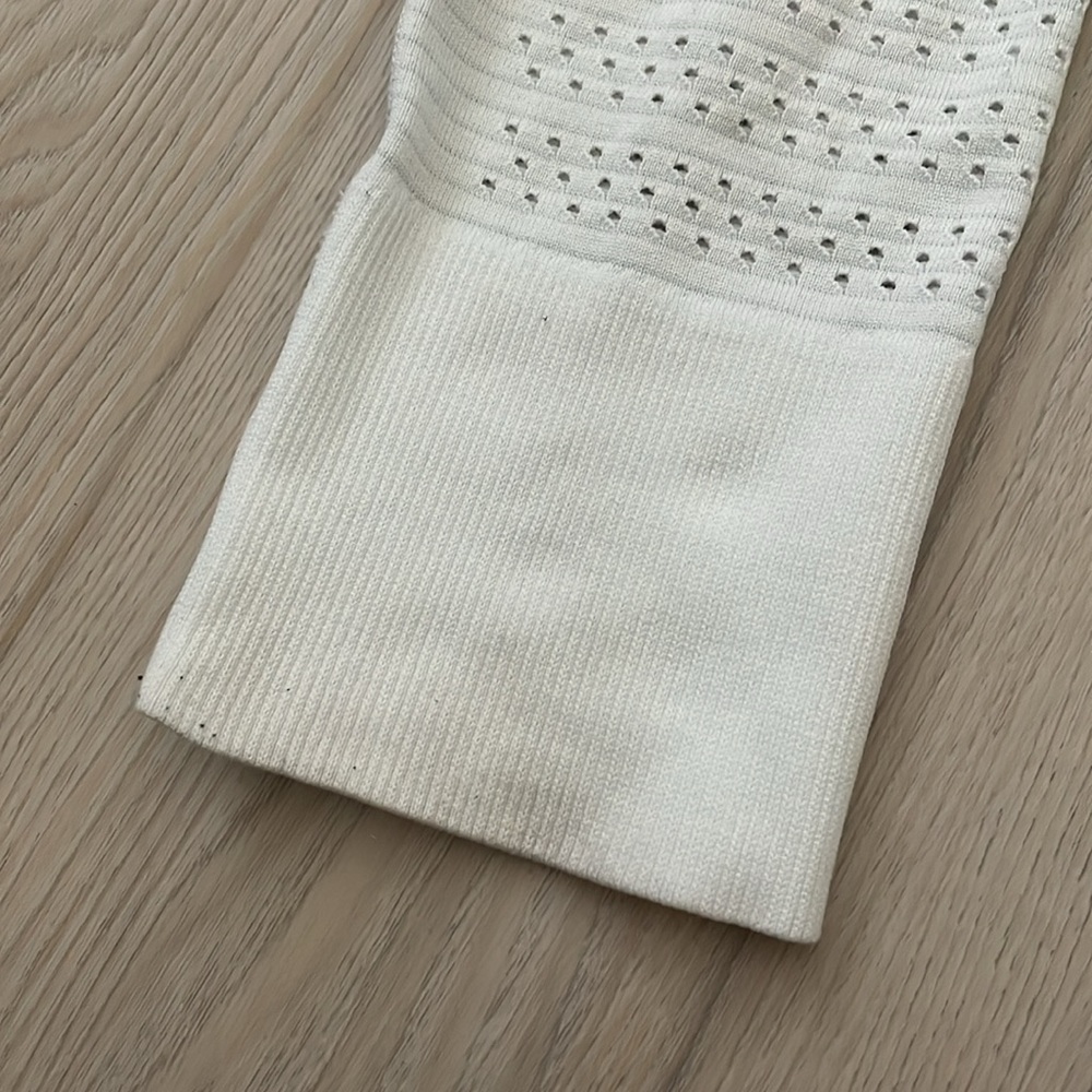 Lululemon Long Sleeve Size 6 - Picture 3 of 8